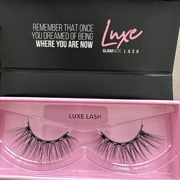 Glamnetic Luxe Magnetic Lashes - Picture 2 of 2